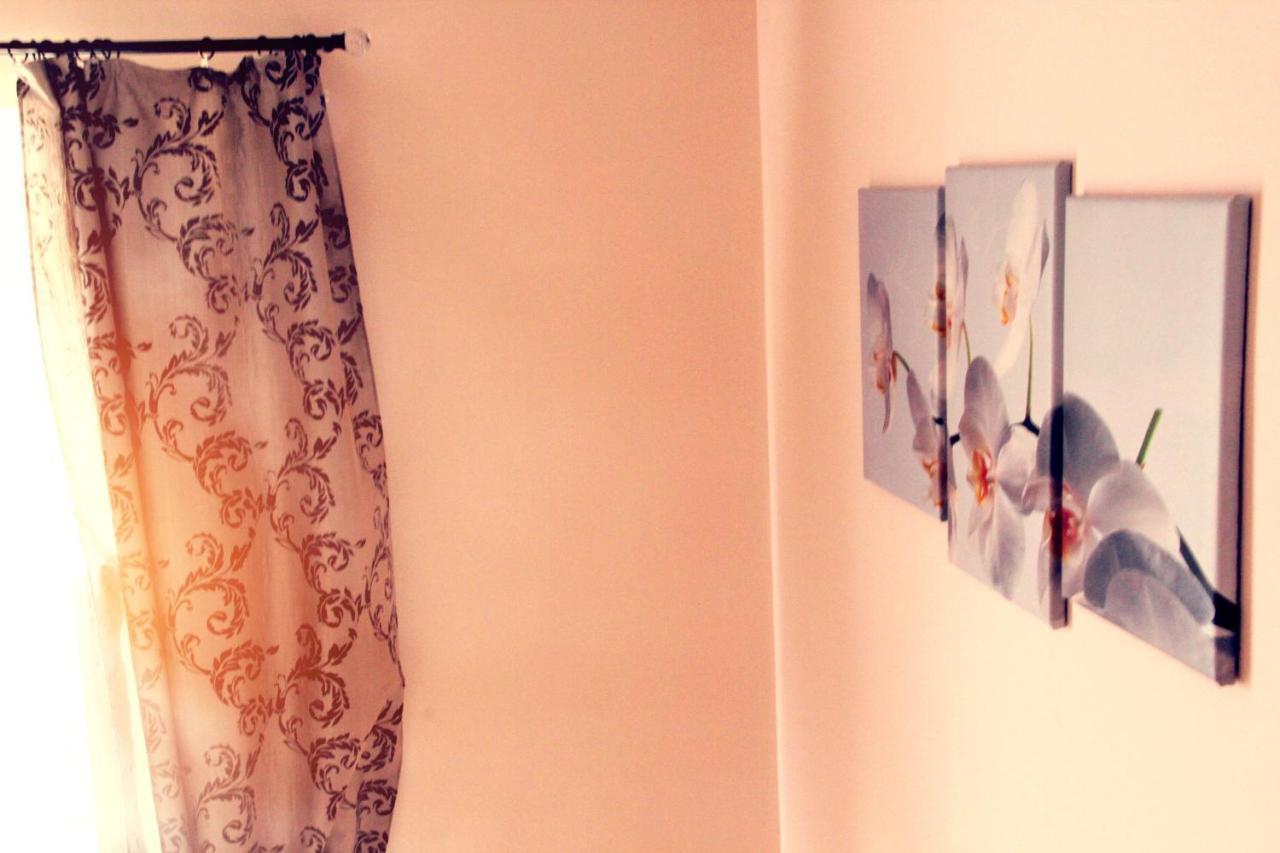 Apartment In The City Center Mini Ivano-Frankivszk Kültér fotó
